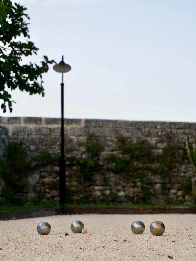Gite Avec Piscine, Chateau De Lescours, St-Emilion Saint-Sulpice-de-Faleyrens Kültér fotó